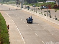 14 Ruas Tol Prioritas Jokowi Menanti Investor