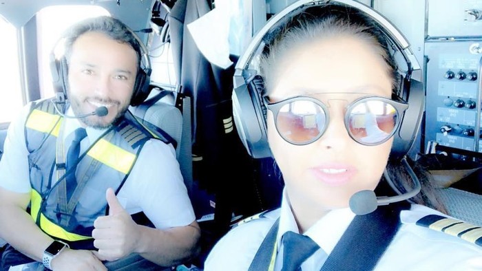 Yasmeen Al Maimani, pilot wanita pertama Arab Saudi. Foto: Instagram/@captain0jazz Yasmeen Al Maimani, pilot wanita pertama Arab Saudi. Foto: Instagram/@captain0jazz