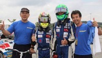 Dharma disebut mewarisi darah Tommy yang juga hobi balap. Dok. Instagram/dharmamh