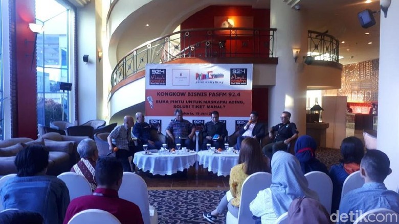 Kongkow Bisnis Pas FM di Hotel Millenium (Shinta/detikcom) Kongkow Bisnis Pas FM di Hotel Millenium (Shinta/detikcom)