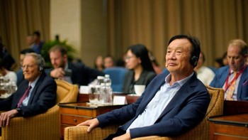 Ren belakangan sangat sering tampil di publik untuk membicarakan nasib Huawei di tengah tekanan berat dari pemerintah Amerika Serikat. Foto: Reuters