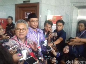 Video KPU Minta Klarifikasi Dilarang Tim BPN Memfoto Alat Bukti