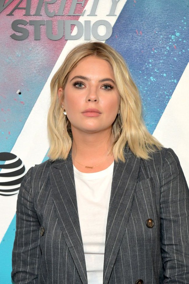 Ashley Benson adalah artis asal Amerika Serikat yang populer membintangi serial Pretty Little Liars. Wanita 29 tahun itu telah membintangi serial tersebut sejak tahun 2010 sampai 2017.  Foto: dok. Getty Images