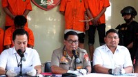 Budi kini ditahan polisi untuk mempertanggungjawabkan perbuatannya tersebut.