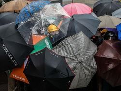 Potret Demonstran Hong Kong yang Tertib dan Jaga Kebersihan