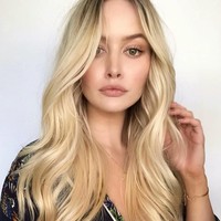 Menanggapi pelarangan tersebut, Simone pun protes dan menuding para pelapor yang komplain soal iklannya hanya melihat tubuhnya sebagai objek sensualitas. Definisi porno adalah material yang mengandung konten eksplisit tentang aktivitas atau organ seks. Di iklan itu tidak ada, protes Simone, seperti dilansir Telegraph. Foto: Instagram/@moannn