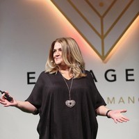 Berbekal pengalaman itu, Sarah sudah menerbitkan dua buku tentang bisnis pernikahan. Ia juga sering diundang menjadi pembicara untuk berbagi pengalaman. Atas pencapaiannya, Sarah Haywood Weddings dinobatkan sebagai Best International Wedding Planners versi majalah Vogue Amerika Serikat tahun lalu. (Foto: Instagram/@sarahhaywoodweddings)