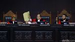 Saksi Prabowo Bawa Amplop Coklat di Sidang Sengketa Pilpres