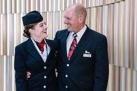 Kru Lois Mackerness dan ayahnya, David (dok British Airways)