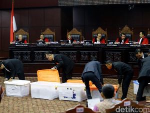Alasan Tim Hukum Prabowo Belum Lengkapi Bukti DPT: Susah Fotokopi