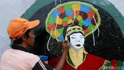 Mural Sambut HUT DKI Jakarta Percantik Jalanan Ibu Kota