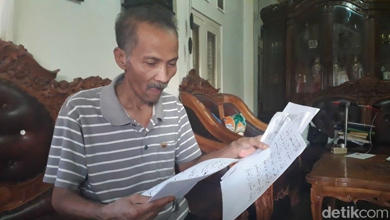 Disebut Presiden Indonesia oleh Pengikut, Sensen: Bukan Makar, Tapi Mekar Disebut Presiden Indonesia oleh Pengikut, Sensen: Bukan Makar, Tapi Mekar