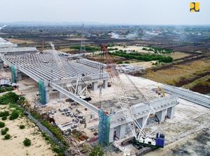 Dikejar Rampung Akhir Tahun, Proyek Tol Krian-Manyar Capai 70%