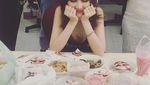 Pacaran dengan Konglomerat Singapura, Ini Gaya Kulineran Hits Meng Jia