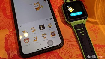 Anak-anak bisa mengirimkan stiker saat chat. Foto: Adi Fida Rahman/detikINET