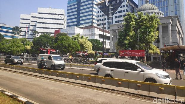 Sidang MK Dimulai, Lalin Jalan Medan Merdeka Barat Tetap Dibuka