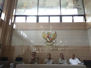 Hore! Harga Tiket Pesawat Rute Domestik Diputuskan Turun!