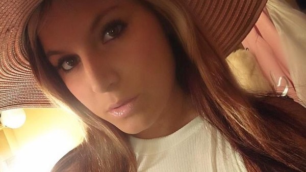 Foto: Bintang Webcam Seksi yang Dihujat Karena Pacari Miliuner Bertubuh Mini