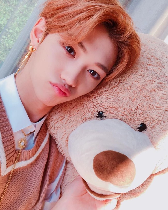 Sudah terpikat dengan pesona Felix Stray Kids? Foto: Instagram @realstraykids