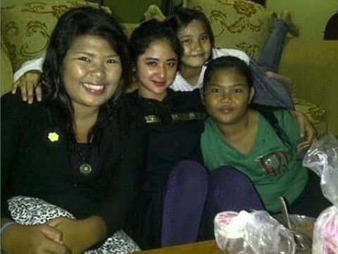 Foto Masa Lalu Dewi Perssik dengan Meldi dan Lebby Curi Perhatian