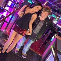 Mengetahui kekasihnya sering dituduh cewek matre, pengusaha restoran itu mengatakan bahwa Sarah merupakan wanita yang tulus. Sarah tidak penah minta uang. Dia justru membelikanku hadiah yang indah dan mengeluarkan banyak waktu dan uang untukku, ungkap Mason.   Foto: Instagram