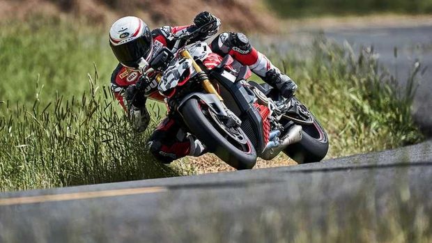 Ducati Streetfighter V4