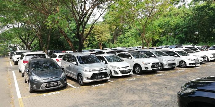 Ilustrasi parkiran mobil/Foto: Rizki Pratama Ilustrasi parkiran mobil/Foto: Rizki Pratama
