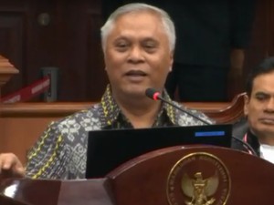 Video Momen Pengacara Prabowo Minta Maaf ke Ahli IT KPU