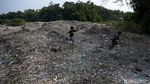 Begini Penampakan Sampah Impor yang Menggunung di Mojokerto