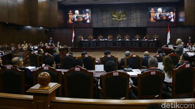 Sidang gugatan sengketa Pilpres 2019 di MK. 