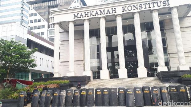 Sidang Sengketa Pilpres Dimulai Siang, Lalu Lintas Depan MK Lancar