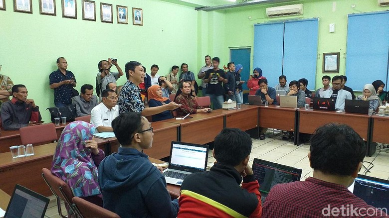 Sempat Dihentikan, Laman PPDB SMA se-Jatim Akhirnya Dibuka Sempat Dihentikan, Laman PPDB SMA se-Jatim Akhirnya Dibuka