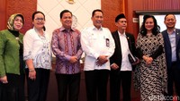 Direktur Utama Bulog Budi Waseso menyambangi gedung DPR, Jakarta, Kamis (20/6/2019).