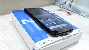 Ponsel ini menjalankan Android Pie. Foto: Adi Fida Rahman/detikINET