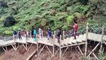 Foto: Liburan Sekolah ke Kawah Putih, Ada Skywalk Instagrammable