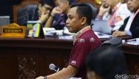 Candra Irawan menyebut saksi dari kubu Prabowo Subianto-Sandiaga Uno tidak setuju dengan hasil rekapitulasi nasional itu.