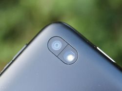 BlackBerry Q5, Ponsel dengan Bentuk yang Kini Sudah Punah