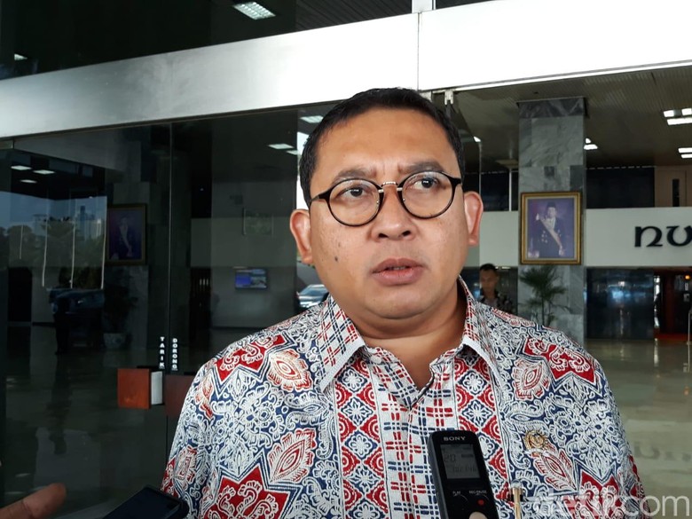 Fadli Zon Anggap Kecurangan Bagian Demokrasi Salah Besar Fadli Zon Anggap Kecurangan Bagian Demokrasi Salah Besar