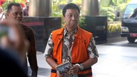 Mantan Ketua Umum PPP Romahurmuziy (Rommy) kembali Diperiksa KPK, Jakarta, Jumat (21/6/2019).