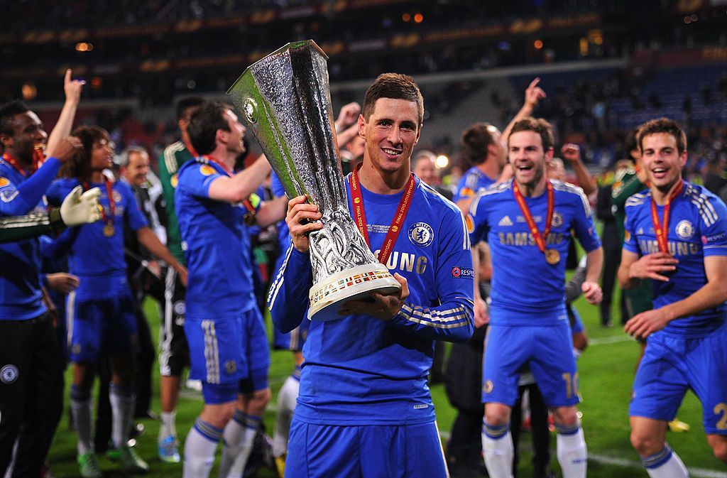 Fernando Torres AMSTERDAM, NETHERLANDS - MAY 15: Fernando Torres of Chelsea poses with the trophy during the UEFA Europa League Final between SL Benfica and Chelsea FC at Amsterdam Arena on May 15, 2013 in Amsterdam, Netherlands. (Photo by Michael Regan/Getty Images)