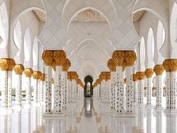 Kumpulan Foto Simetris Keren yang Menginspirasi