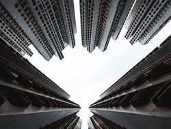 Kumpulan Foto Simetris Keren yang Menginspirasi