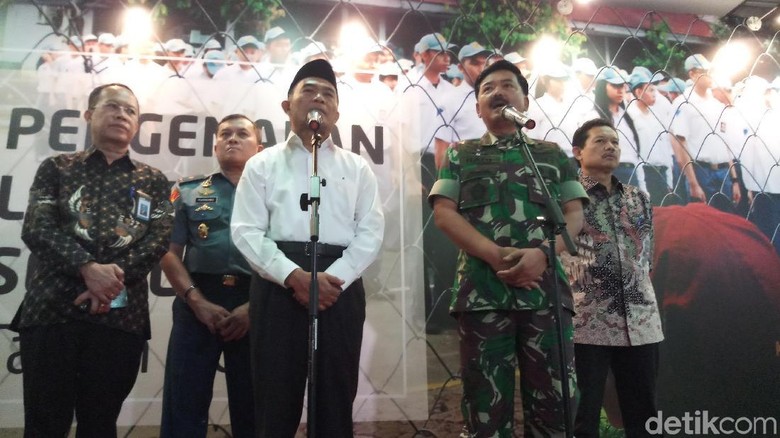 Panglima TNI-Mendikbud Teken Kerja Sama Bentuk Karakter Disiplin Siswa Panglima TNI-Mendikbud Teken Kerja Sama Bentuk Karakter Disiplin Siswa