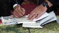 Buku tersebut untuk mengungkap fakta di balik aksi 212.
