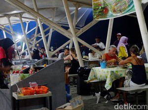 Puas Makan Seafood Segar di Pusat Kuliner Terbesar Labuan Bajo