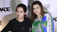Dul Jaelani dan Aaliyah Massaid saat ditemui di kawasan Lebak Bulus, Jakarta Selatan pada Kamis (20/6). Pool/Palevi S/detikFoto.