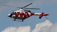 Selain pesawat komersil, Paris Air Show juga jadi ajang pesawat tanpa awak hingga pesawat militer kenegaraan unjuk kebolehan di langit kota Paris. Salah satunya adalah helikopter Ansat milik Rusia. Helikopter multiguna ini tak hanya mampu mengangkut penumpang tetapi juga dapat digunakan untuk operasi penyelamatan hingga menjadi ambulans. Pascal Rossignol/Reuters.