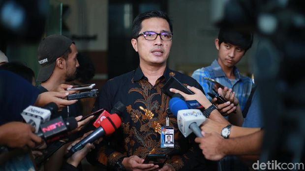 Febri Diansyah / 