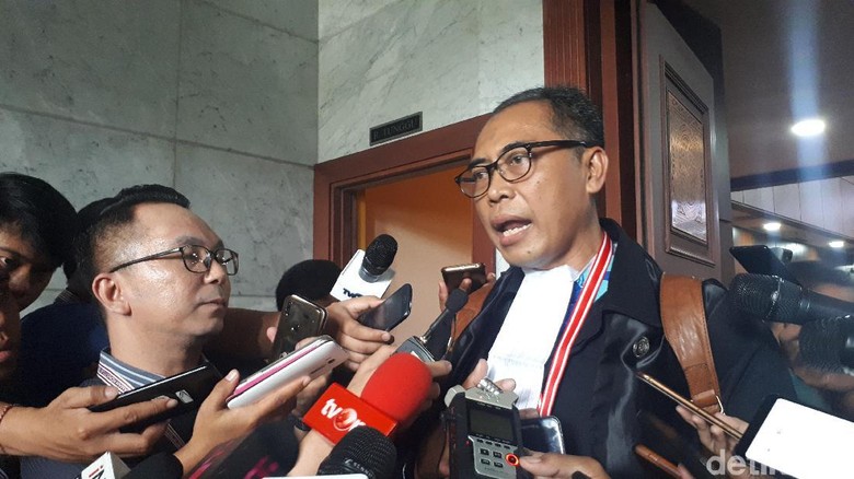 Permohonannya Disebut Tim 01 Aneh, Kuasa Hukum Prabowo Tetap Pede Menang di MK