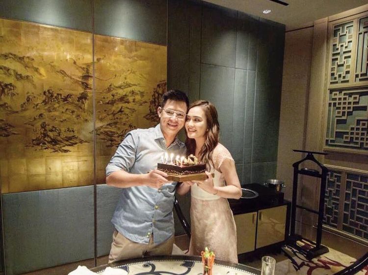 Sambut Anak Pertama, Lihat Kemesraan Shandy Aulia dan Suami Saat Kulineran